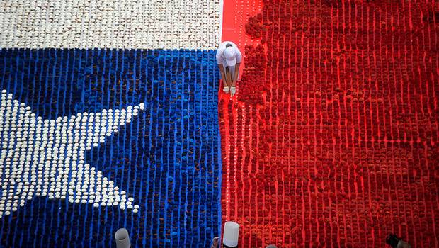 23 mil cupcakes forman bandera Chilena en Valparaiso