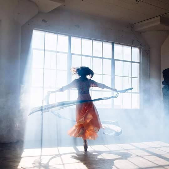 Encuentro con el mundo interno a través de la “La Danza movimiento terapia”