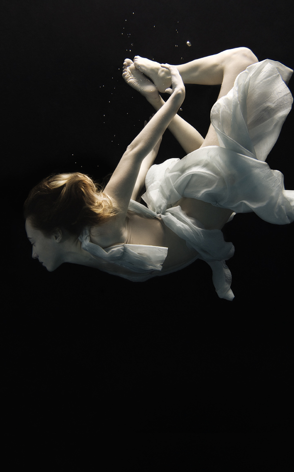 Una danza bajo el agua por Nadia Moro