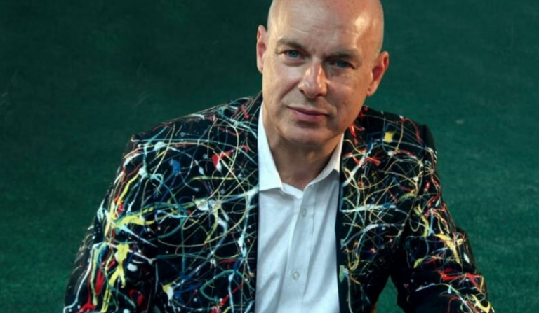 7 ideas sobre la inteligencia colectiva y el ingreso básico universal de Brian Eno