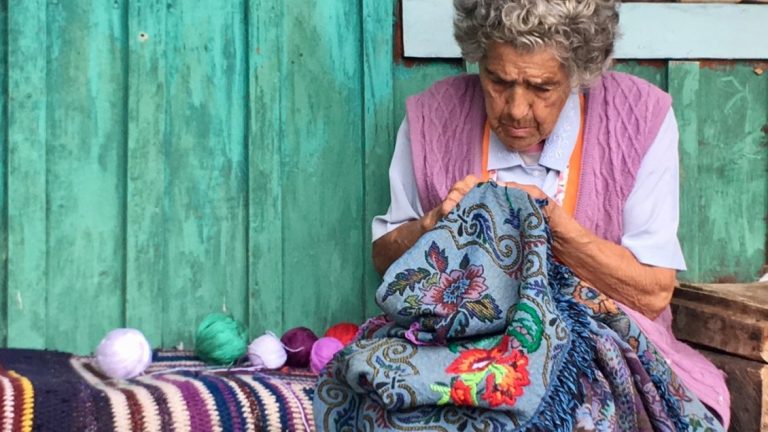 Bordadoras de Baker, mujeres crean arte en la Patagonia