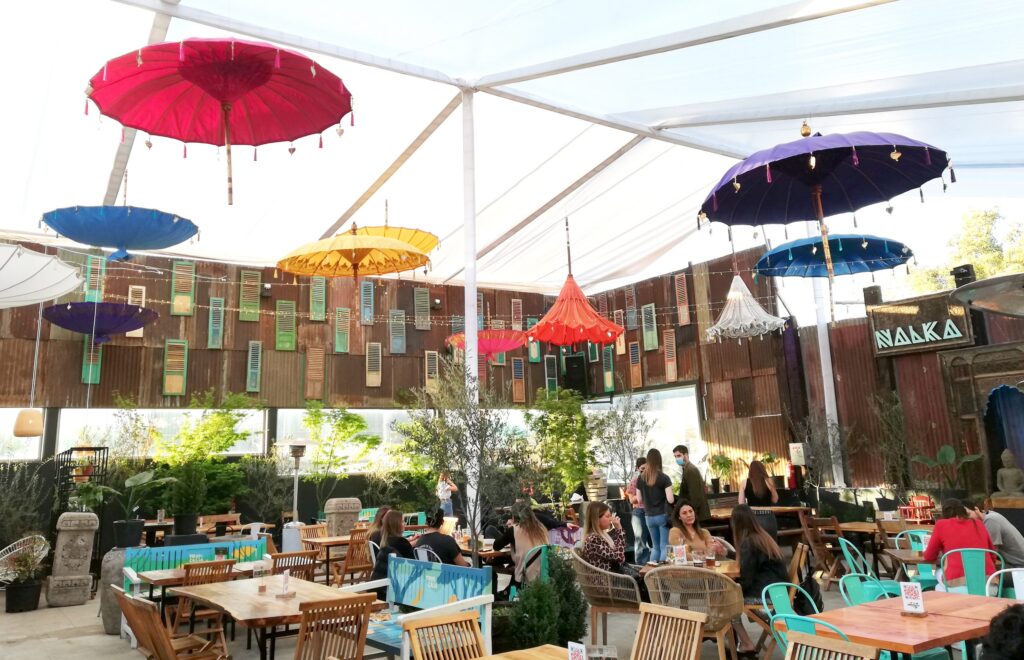 Lee más sobre el artículo Tropicalia Beer Garden