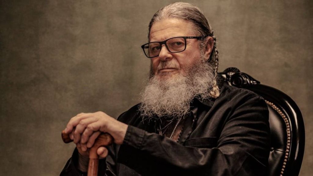 Lee más sobre el artículo Masterclass de Gustavo Santaolalla en Teatro CA660 “La música como identidad y puente cultural”